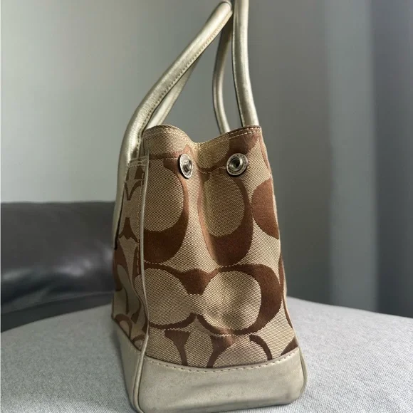 Coach Tan and Green Satchel with Bow Accent - Picture 10 of 10